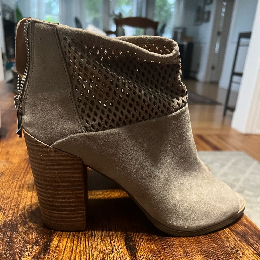 Report Booties - Picture 3 of 3